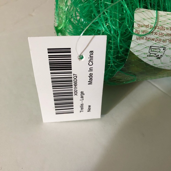 De-Bird Large trellis netting. - Picture 3 of 3